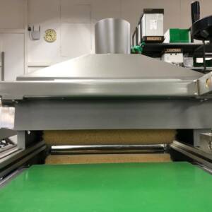 Reinigungs-und-Entstaubungseinheit